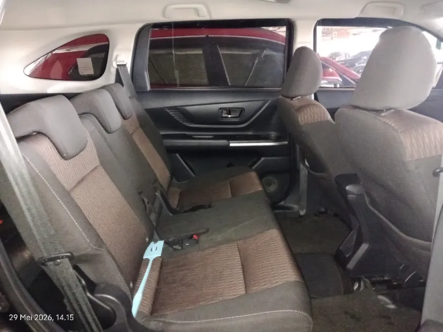 Foto Mobil Bekas Kabin Belakang Toyota Avanza 1.5 G Luxury tahun 2021
