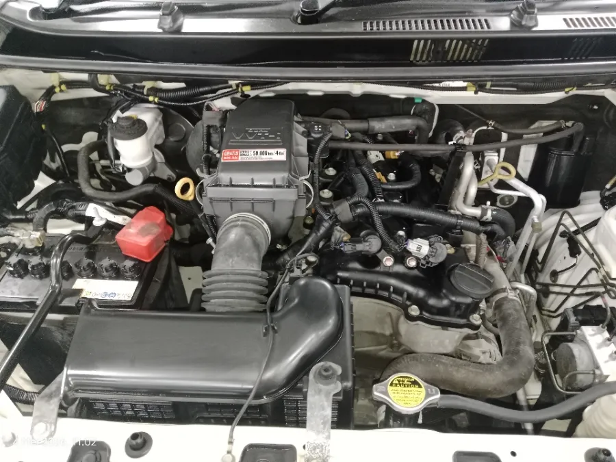 Foto Mobil Bekas Mesin Toyota Avanza 1.5 Veloz tahun 2015