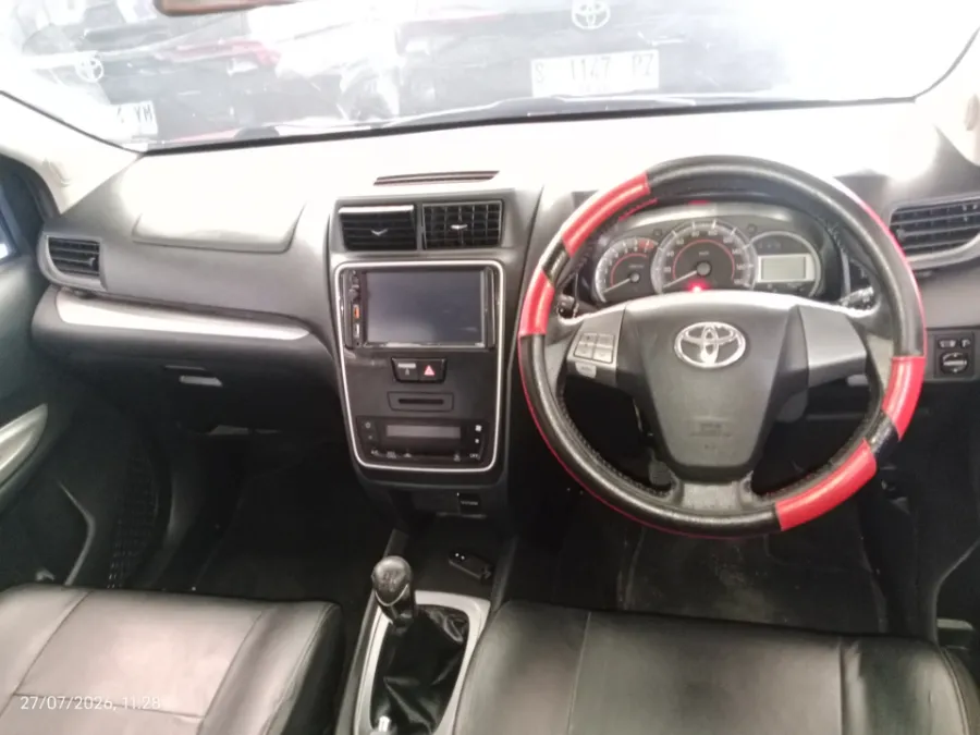 Foto Mobil Bekas Dashboard Toyota Avanza 1.5 Veloz tahun 2019