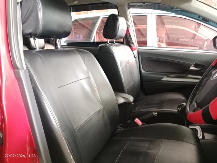 Foto Mobil Bekas Kabin Depan Toyota Avanza 1.5 Veloz tahun 2019