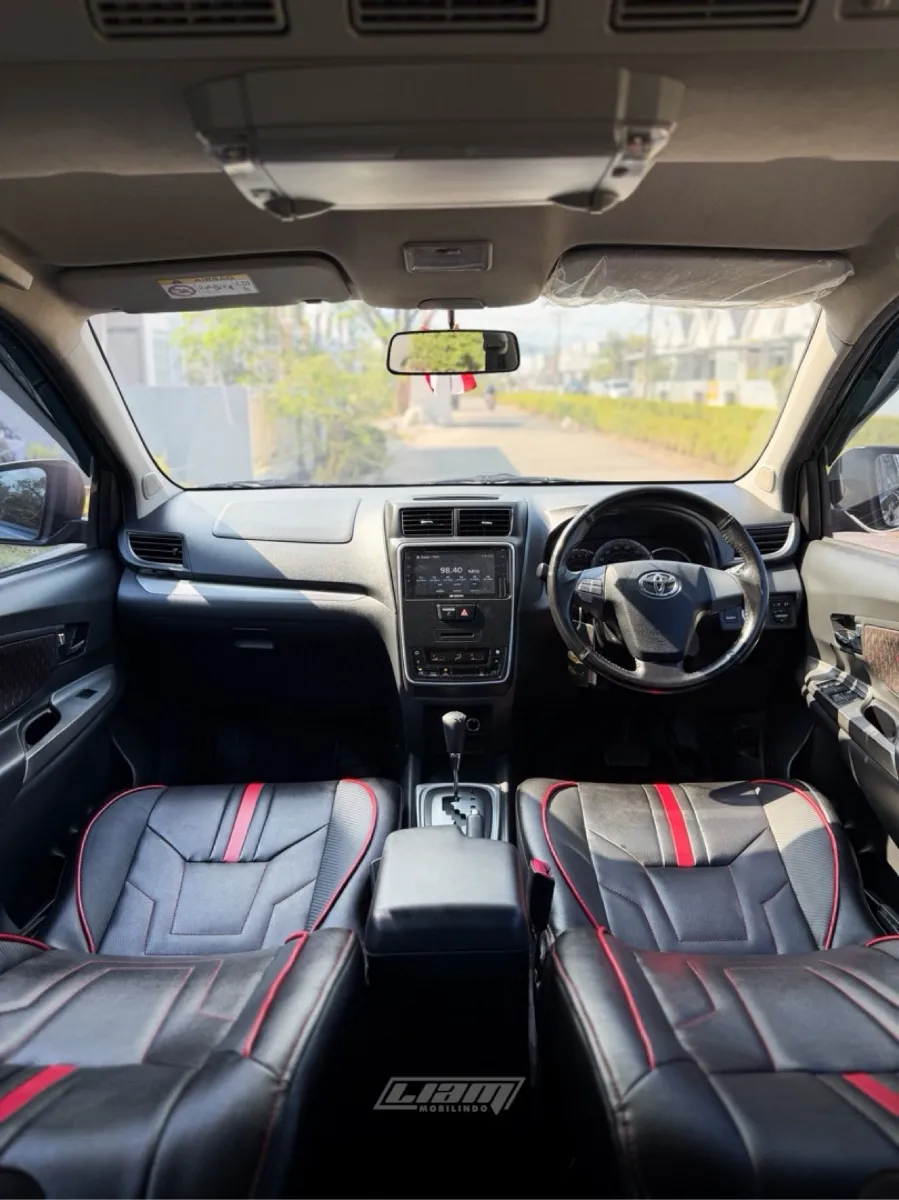 Foto Mobil Bekas Dashboard Toyota Avanza 1.5 Veloz tahun 2021