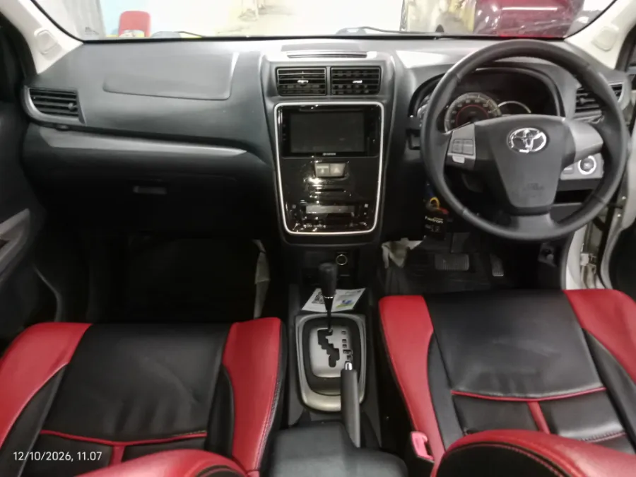Foto Mobil Bekas Dashboard Toyota Avanza 1.5 Veloz tahun 2021