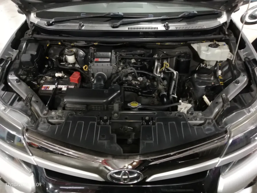 Foto Mobil Bekas Mesin Toyota Avanza 1.5 Veloz tahun 2021
