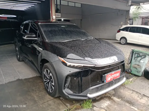 2022 Toyota BZ4X Mono Tone