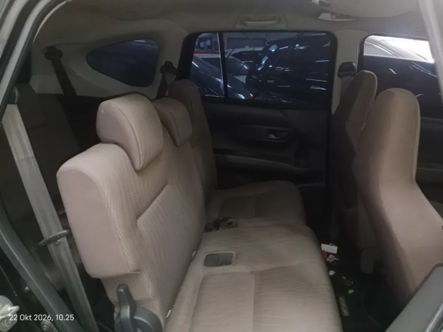 Foto Mobil Bekas Kabin Belakang Toyota Calya 1.2 E tahun 2016