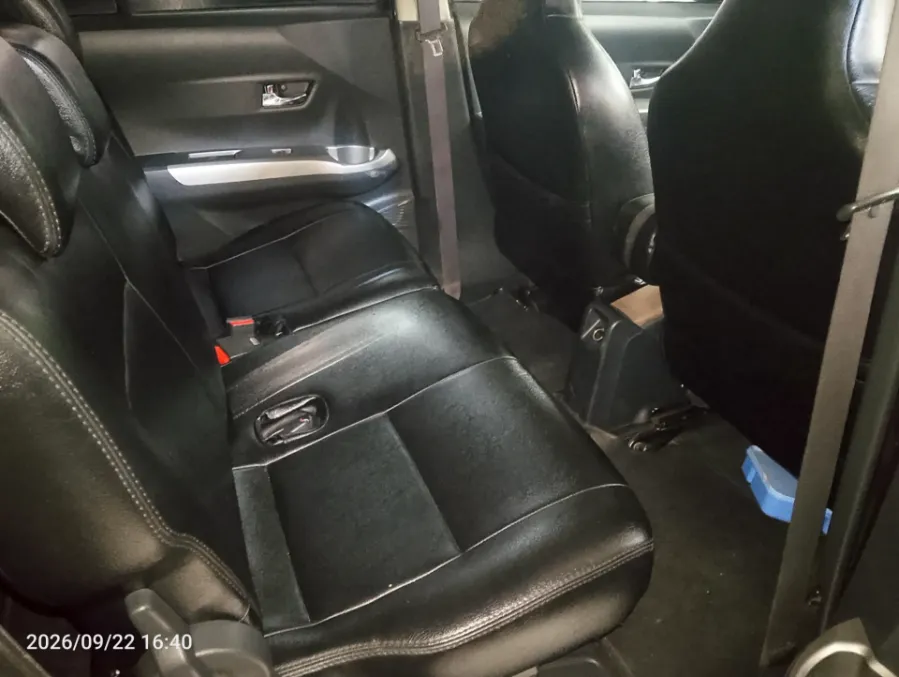 Foto Mobil Bekas Kabin Belakang Toyota Calya 1.2 G tahun 2016
