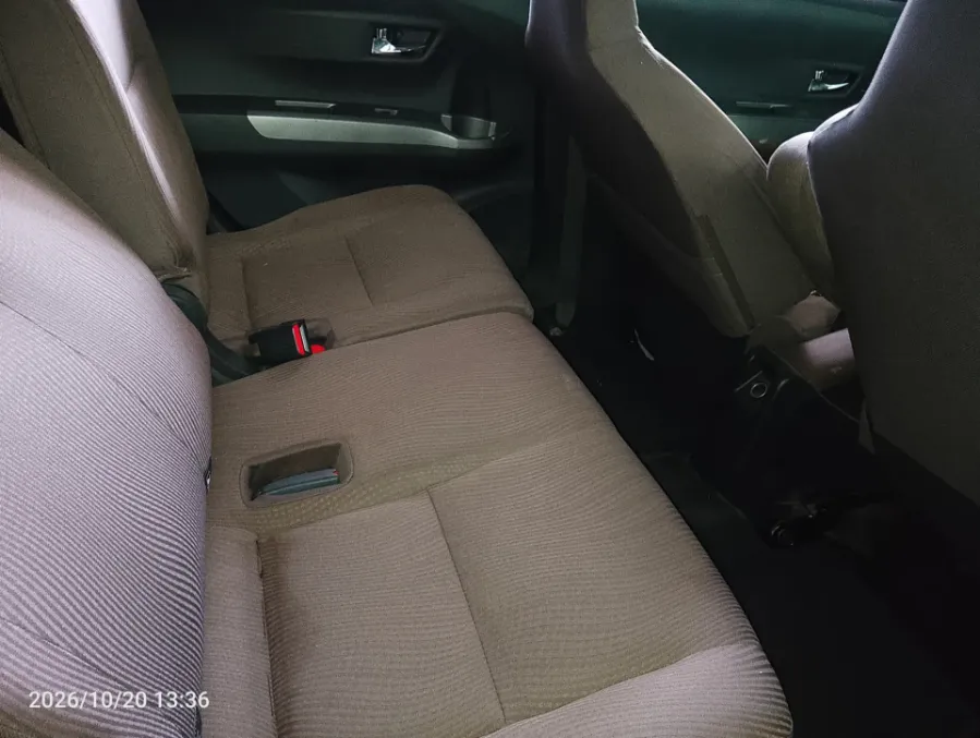 Foto Mobil Bekas Kabin Belakang Toyota Calya 1.2 G tahun 2016
