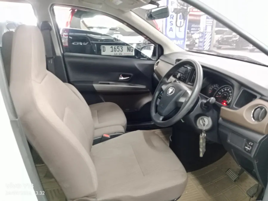 Foto Mobil Bekas Kabin Depan Toyota Calya 1.2 G tahun 2016