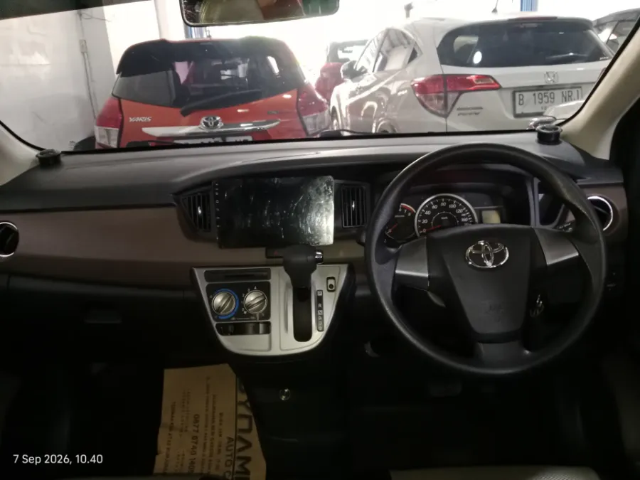 Foto Mobil Bekas Dashboard Toyota Calya 1.2 G tahun 2017