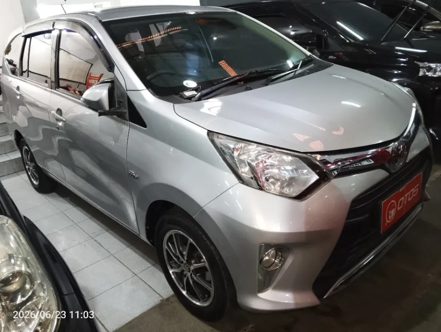 Foto Mobil Bekas Kanan Depan Toyota Calya 1.2 G tahun 2017