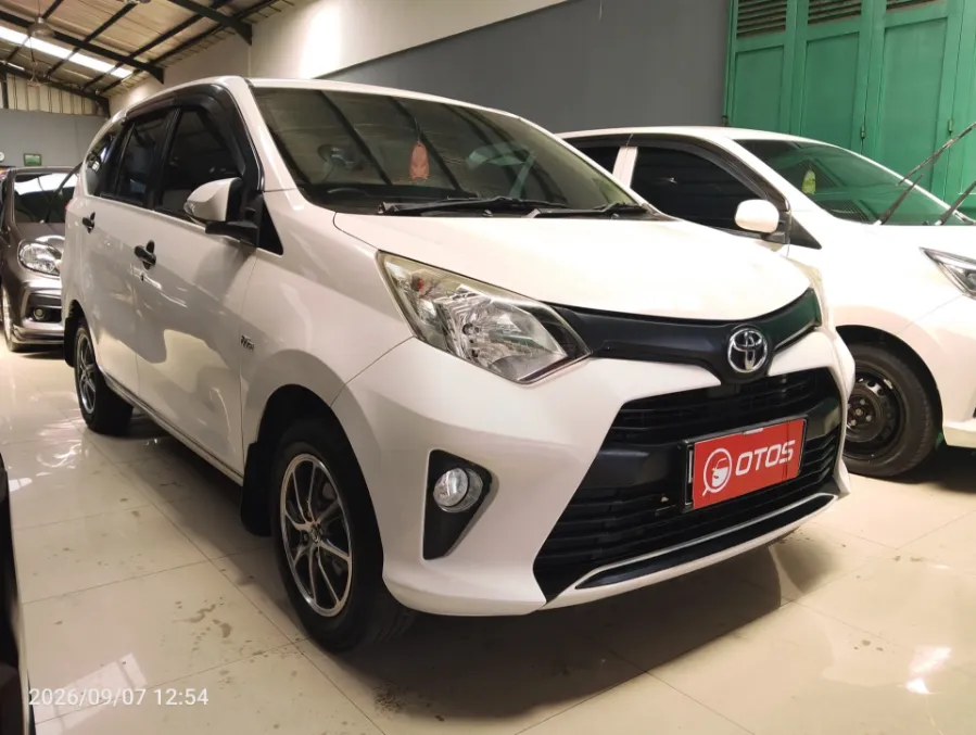 Foto Mobil Bekas Kanan Depan Toyota Calya 1.2 G tahun 2017