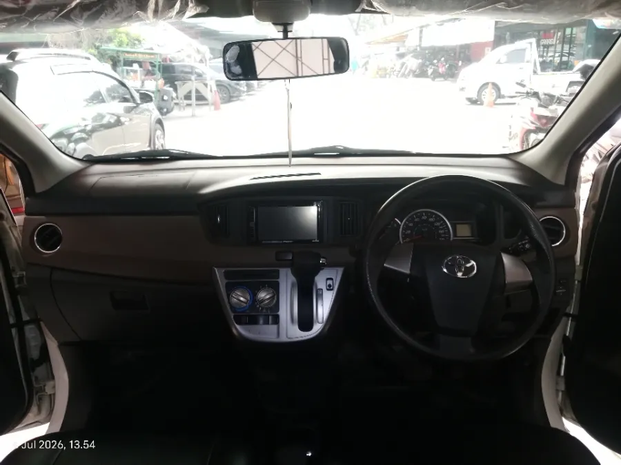Foto Mobil Bekas Dashboard Toyota Calya 1.2 G tahun 2018