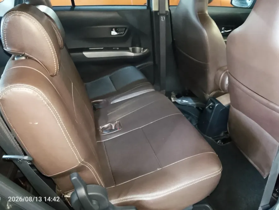 Foto Mobil Bekas Kabin Belakang Toyota Calya 1.2 G tahun 2018
