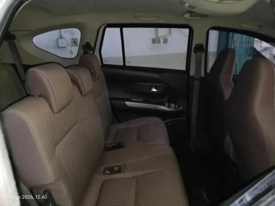 Foto Mobil Bekas Kabin Belakang Toyota Calya 1.2 G tahun 2018