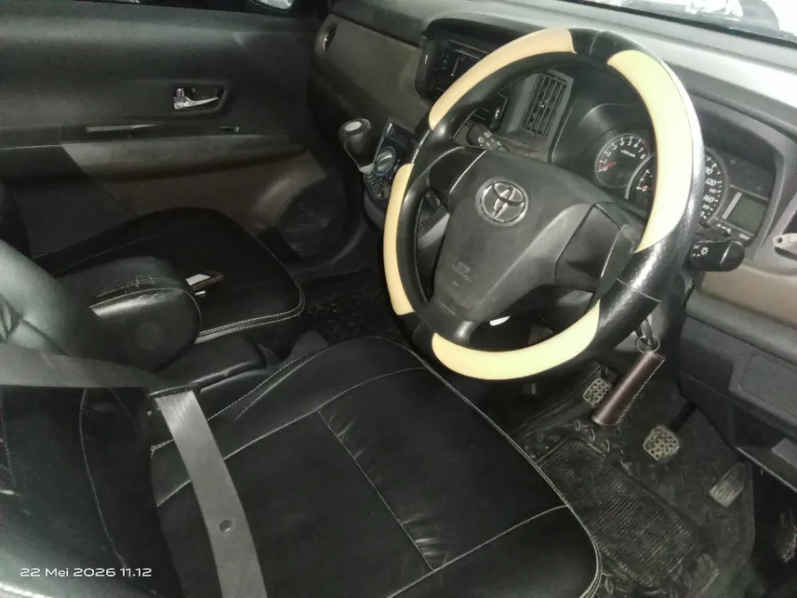 Foto Mobil Bekas Kabin Depan Toyota Calya 1.2 G tahun 2018