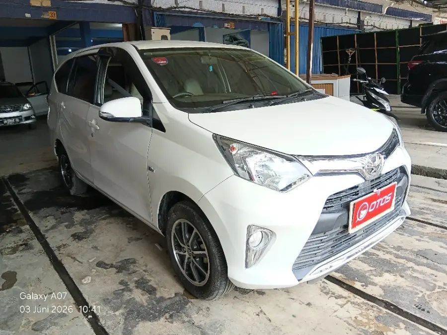 Foto Mobil Bekas Kanan Depan Toyota Calya 1.2 G tahun 2018