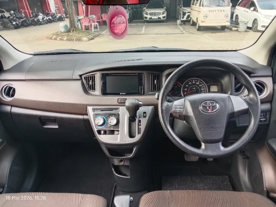 Foto Mobil Bekas Dashboard Toyota Calya 1.2 G tahun 2019