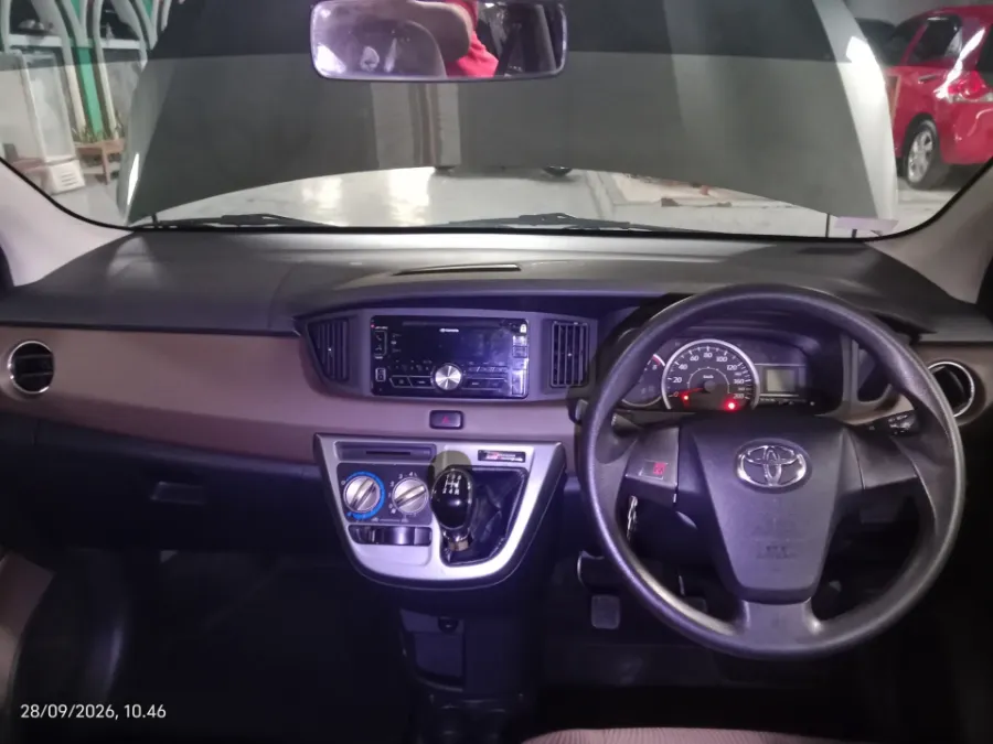 Foto Mobil Bekas Dashboard Toyota Calya 1.2 G tahun 2019