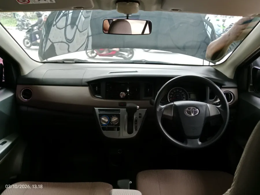Foto Mobil Bekas Dashboard Toyota Calya 1.2 G tahun 2019