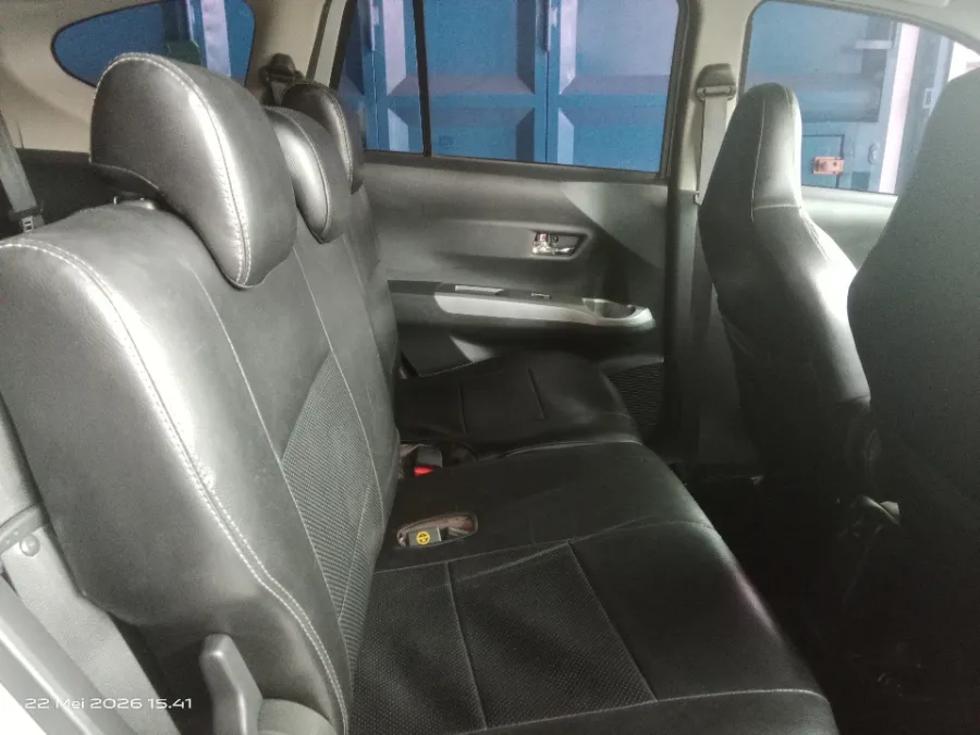 Foto Mobil Bekas Kabin Belakang Toyota Calya 1.2 G tahun 2019