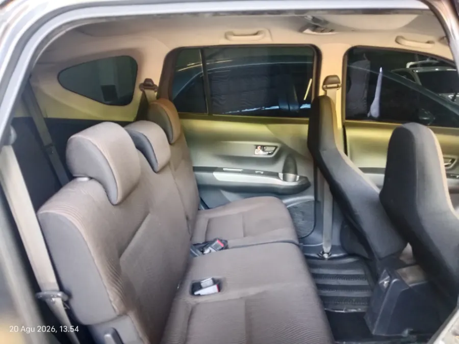 Foto Mobil Bekas Kabin Belakang Toyota Calya 1.2 G tahun 2019