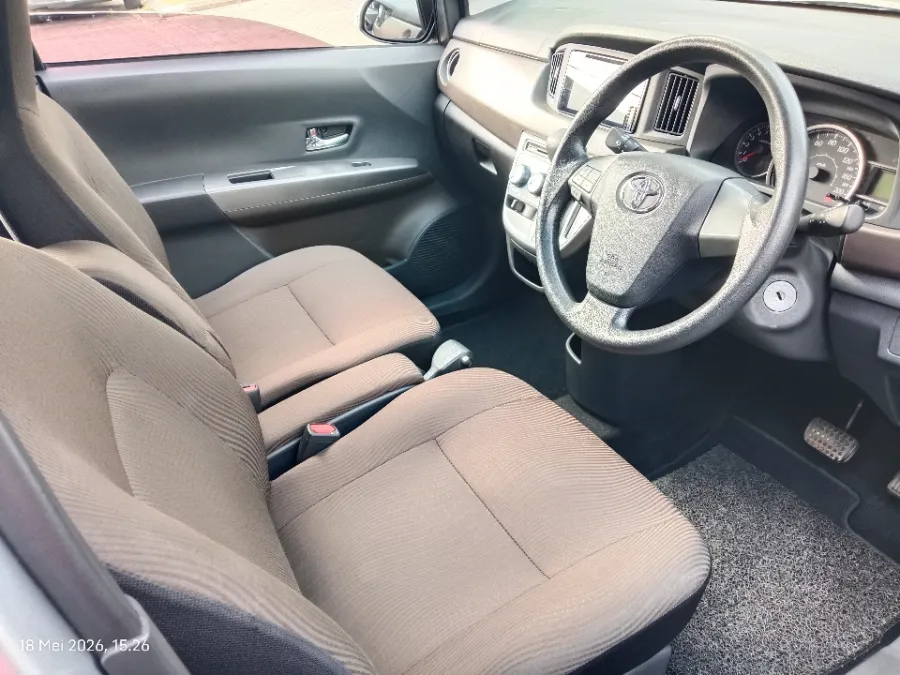 Foto Mobil Bekas Kabin Depan Toyota Calya 1.2 G tahun 2019
