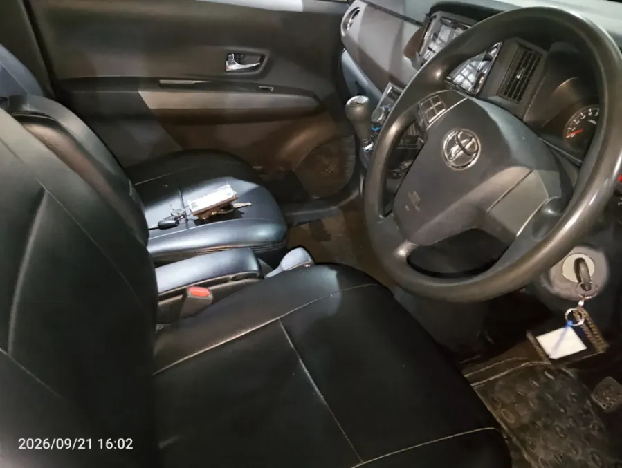 Foto Mobil Bekas Kabin Depan Toyota Calya 1.2 G tahun 2019