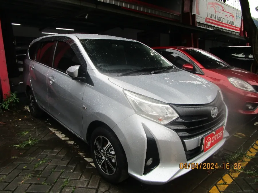 Foto Mobil Bekas Kanan Depan Toyota Calya 1.2 G tahun 2019