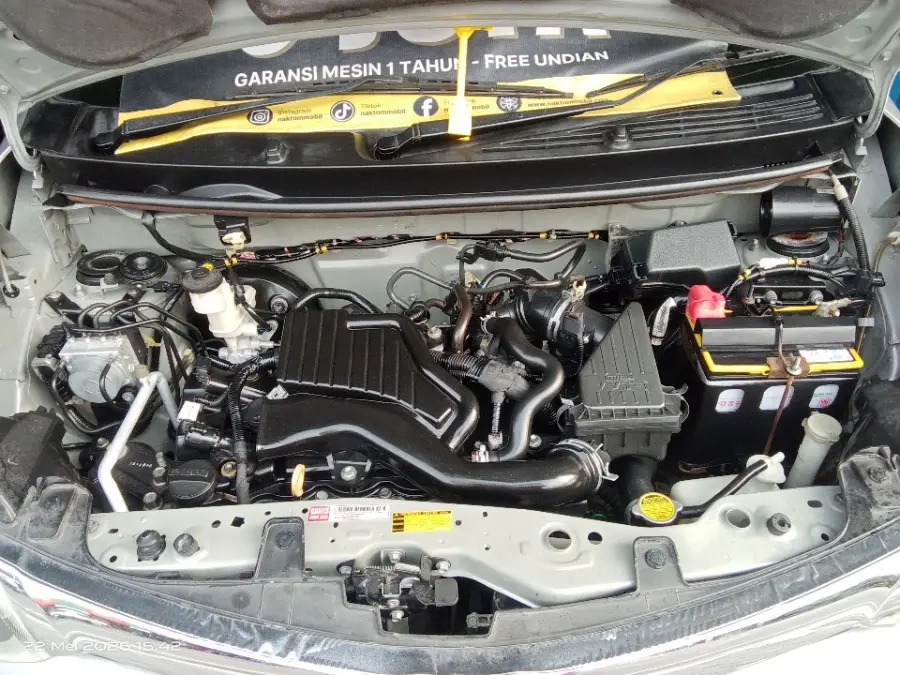 Foto Mobil Bekas Mesin Toyota Calya 1.2 G tahun 2019