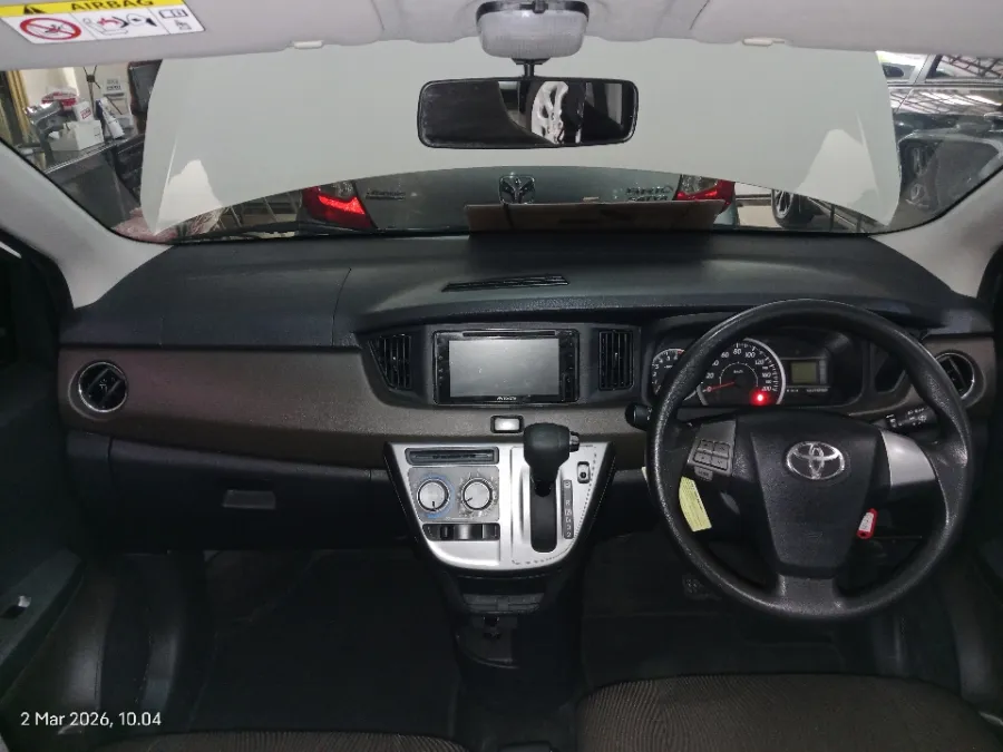 Foto Mobil Bekas Dashboard Toyota Calya 1.2 G tahun 2020