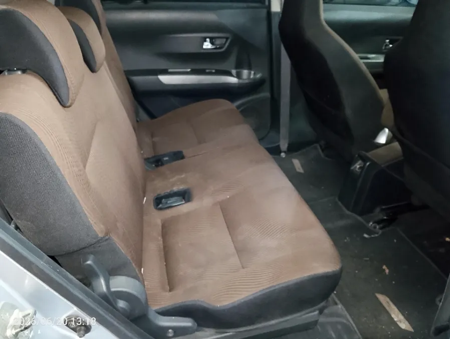 Foto Mobil Bekas Kabin Belakang Toyota Calya 1.2 G tahun 2020