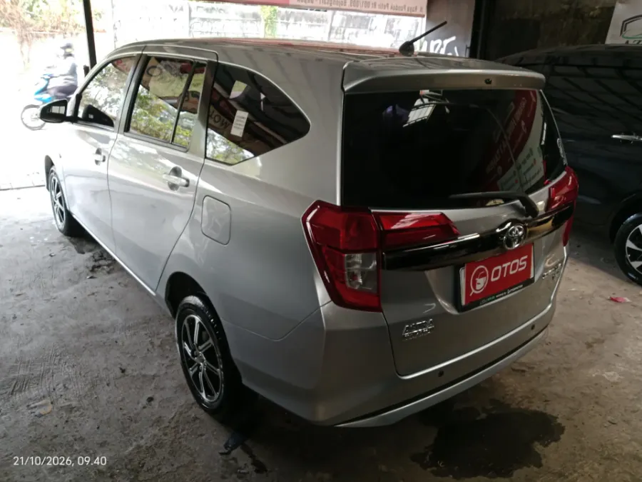 Foto Mobil Bekas Kiri Belakang Toyota Calya 1.2 G tahun 2020