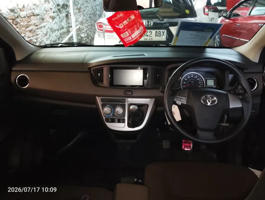 Foto Mobil Bekas Dashboard Toyota Calya 1.2 G tahun 2021