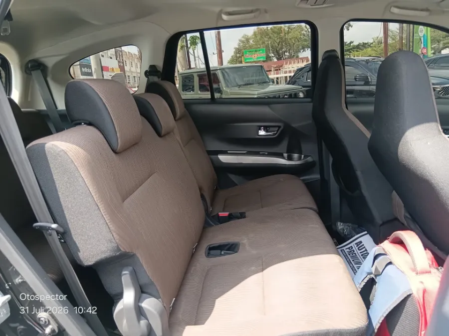 Foto Mobil Bekas Kabin Belakang Toyota Calya 1.2 G tahun 2021