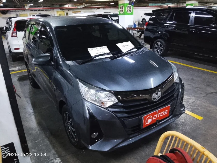 Foto Mobil Bekas Kanan Depan Toyota Calya 1.2 G tahun 2021