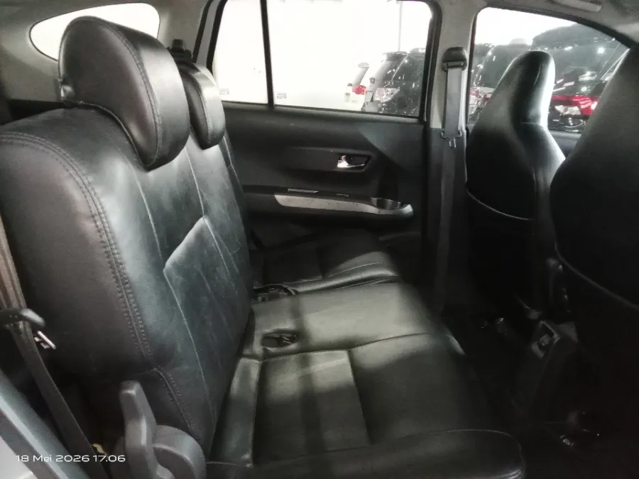 Foto Mobil Bekas Kabin Belakang Toyota Calya 1.2 G tahun 2022