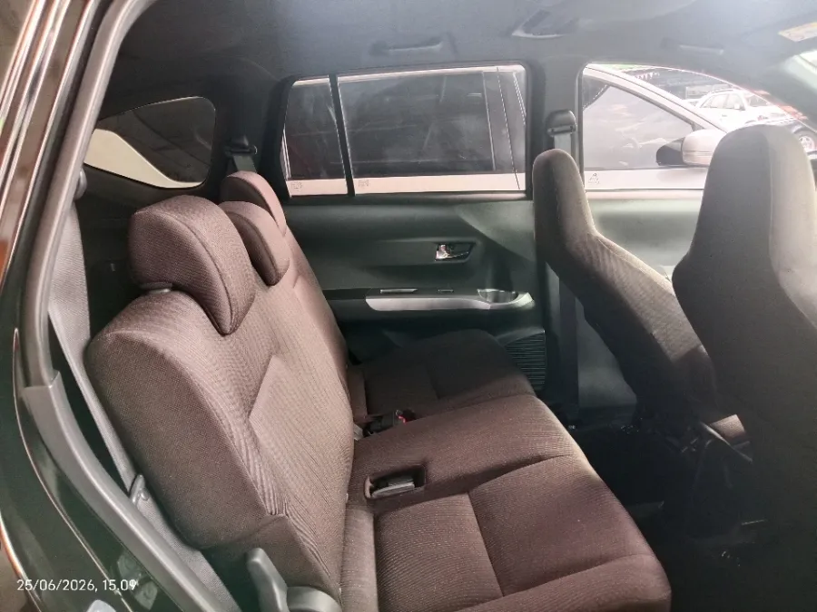 Foto Mobil Bekas Kabin Belakang Toyota Calya 1.2 G tahun 2022