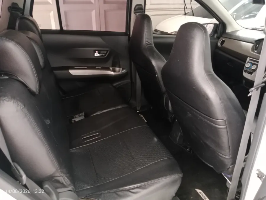 Foto Mobil Bekas Kabin Belakang Toyota Calya 1.2 G tahun 2022