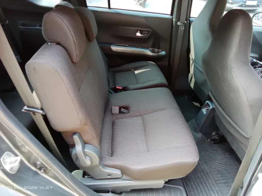 Foto Mobil Bekas Kabin Belakang Toyota Calya 1.2 G tahun 2022