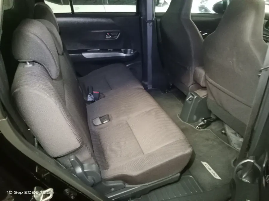 Foto Mobil Bekas Kabin Belakang Toyota Calya 1.2 G tahun 2022