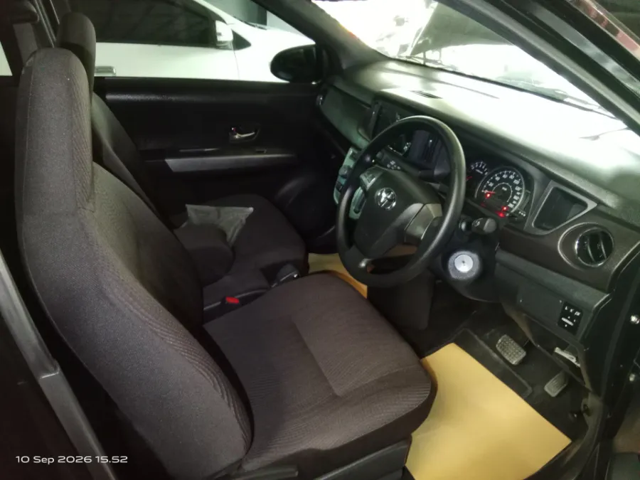 Foto Mobil Bekas Kabin Depan Toyota Calya 1.2 G tahun 2022