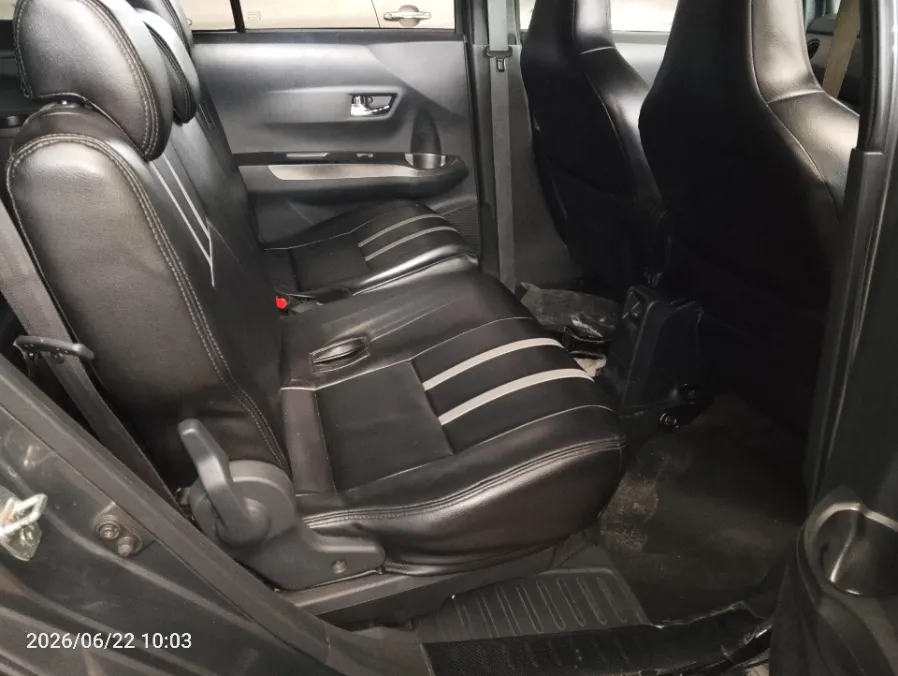 Foto Mobil Bekas Kabin Belakang Toyota Calya 1.2 G tahun 2023