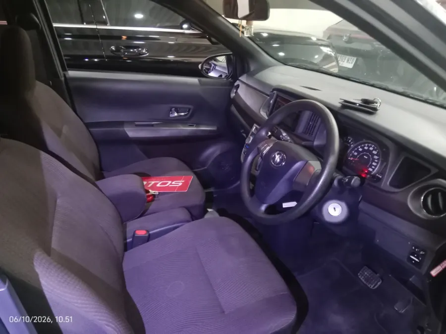 Foto Mobil Bekas Kabin Depan Toyota Calya 1.2 G tahun 2023