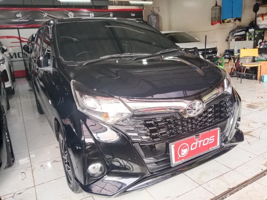 Foto Mobil Bekas Kanan Depan Toyota Calya 1.2 G tahun 2023
