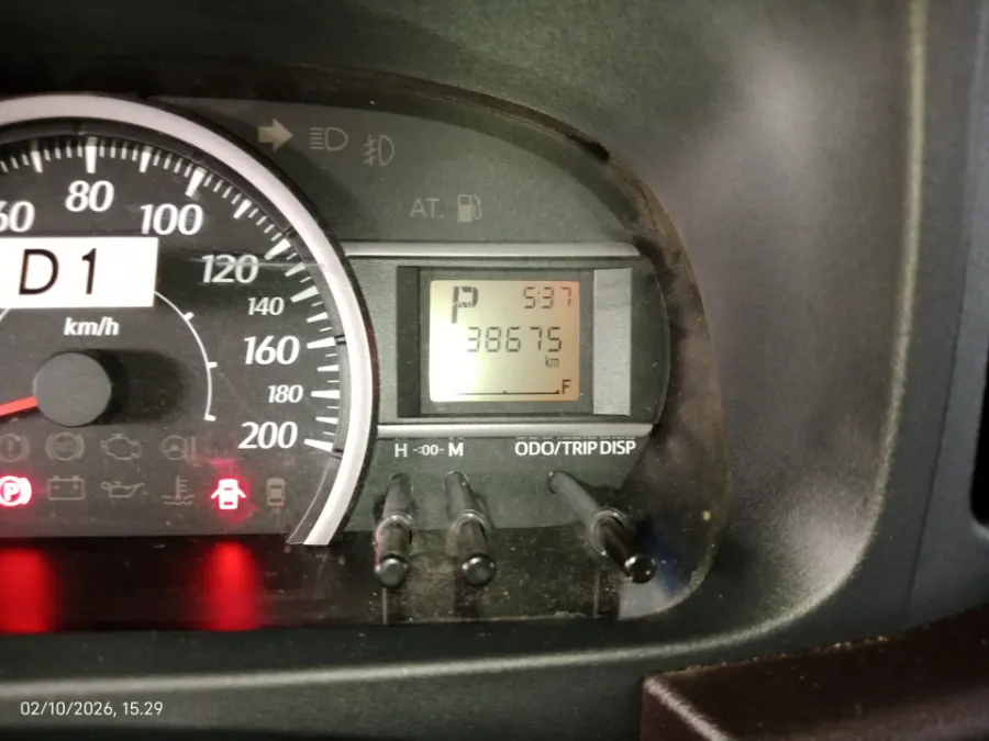 Foto Mobil Bekas Odometer Toyota Calya 1.2 G tahun 2023