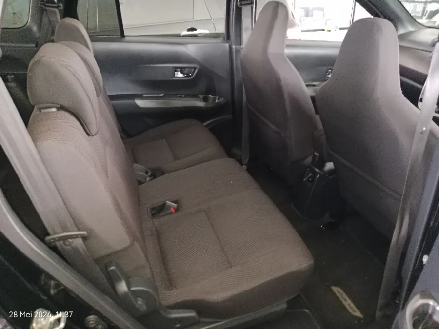 Foto Mobil Bekas Kabin Belakang Toyota Calya 1.2 G tahun 2024