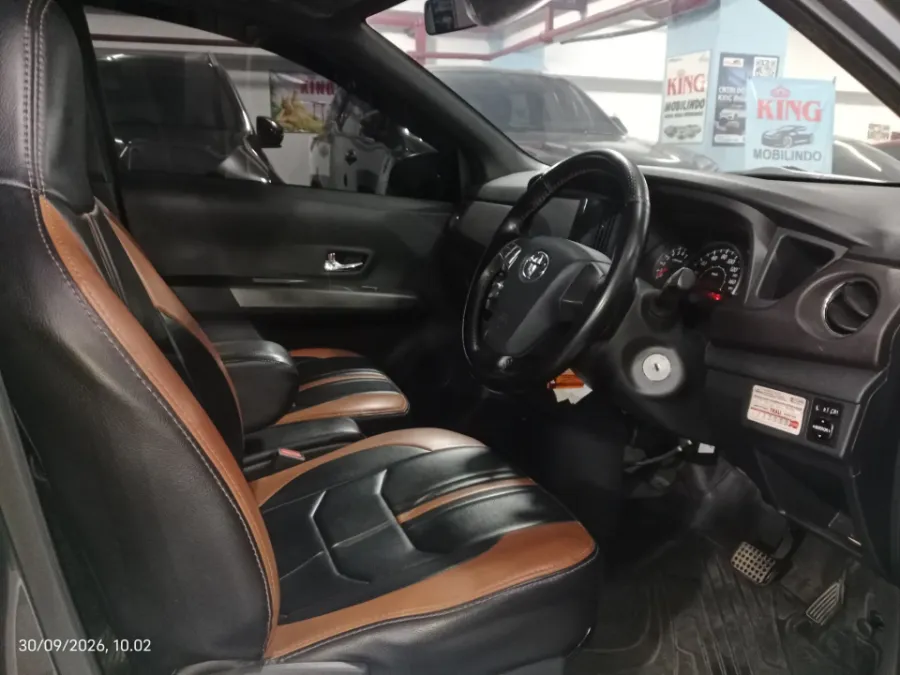 Foto Mobil Bekas Kabin Depan Toyota Calya 1.2 G tahun 2024
