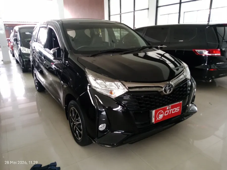 Foto Mobil Bekas Kanan Depan Toyota Calya 1.2 G tahun 2024