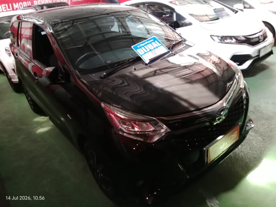 Foto Mobil Bekas Kanan Depan Toyota Calya 1.2 G tahun 2025
