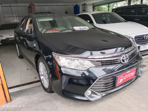 2015 Toyota Camry 2.5 V